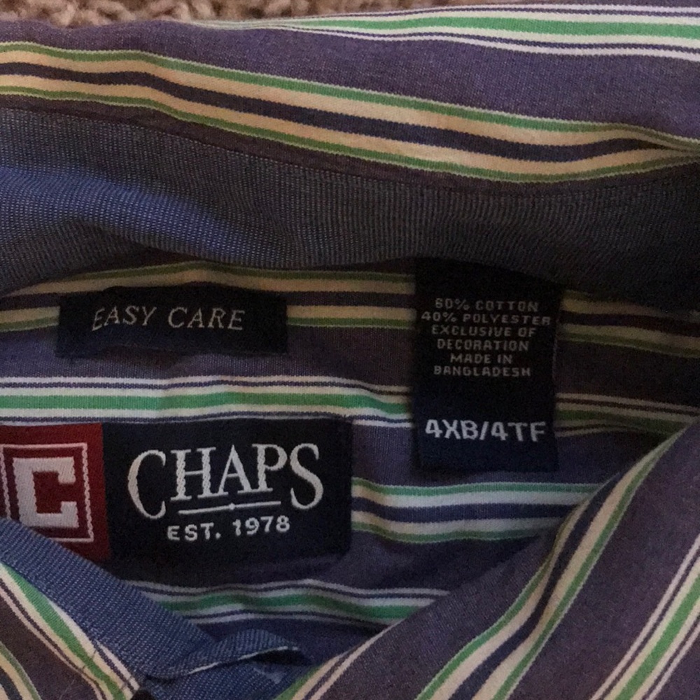 Button up - Picture 2 of 2